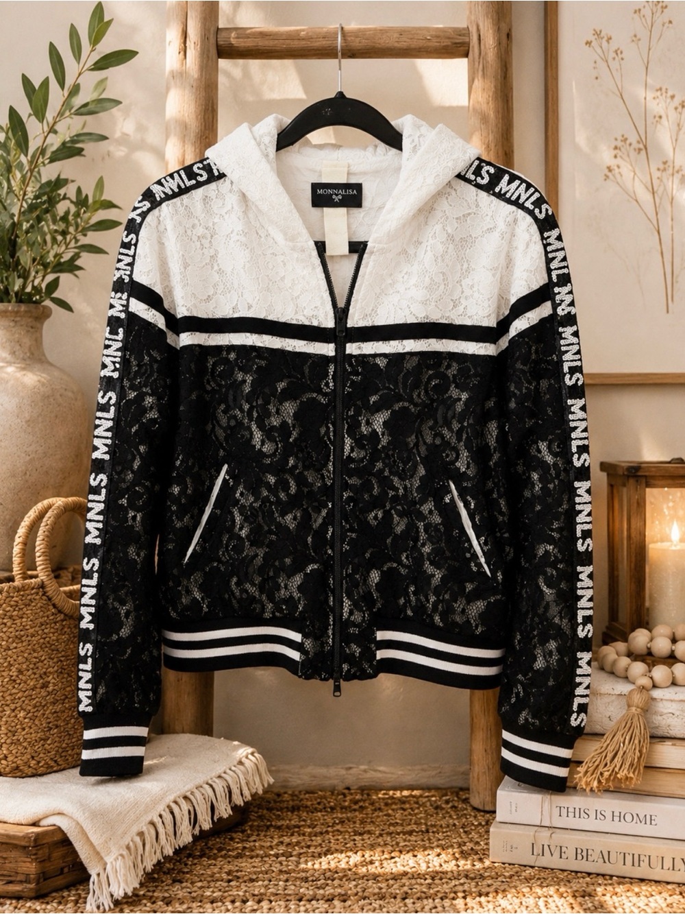 Monnalisa MNLS Black White Floral Lace Hooded Zip Jacket Size M Designer -NWOT